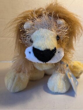 GANZ Webkinz Lion HM006 Plush Stuffed Animal with TAG